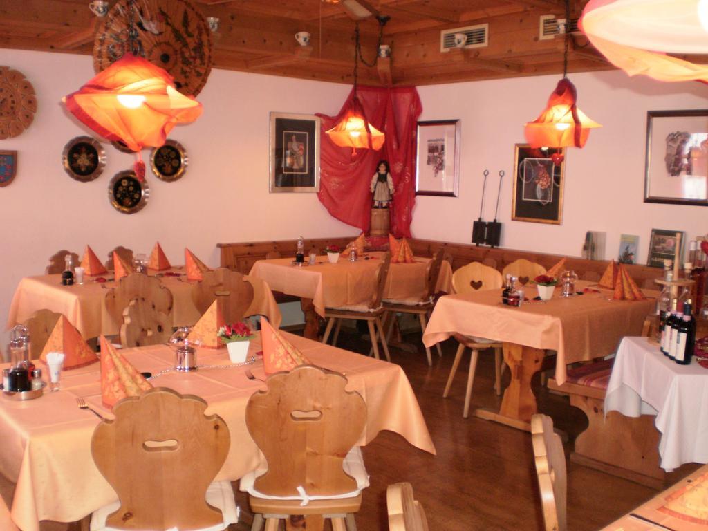 Hotel Chavalatsch Müstair Esterno foto